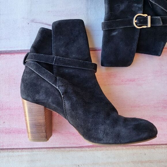 & Other Stories Black Suede Leather Buckle Block Heel Ankle Booties Women's 9US - Picture 3 of 11